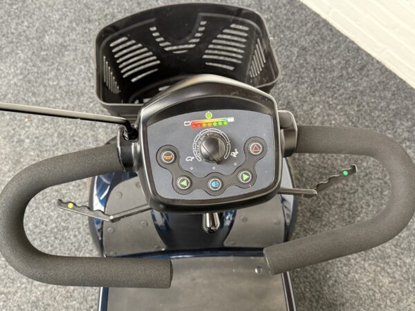 Invacare - Leo 4