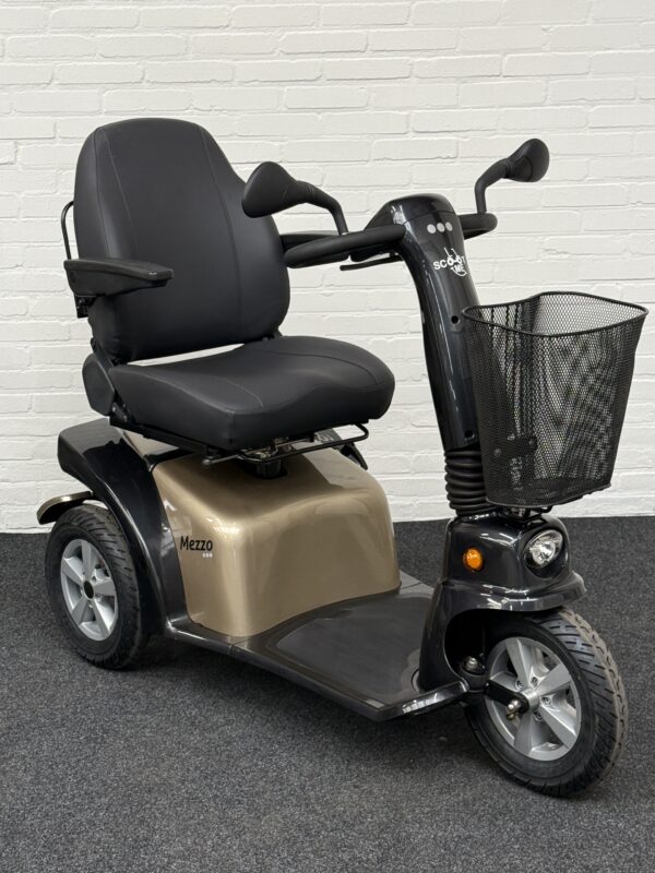 Life & Mobility - Mezzo 4