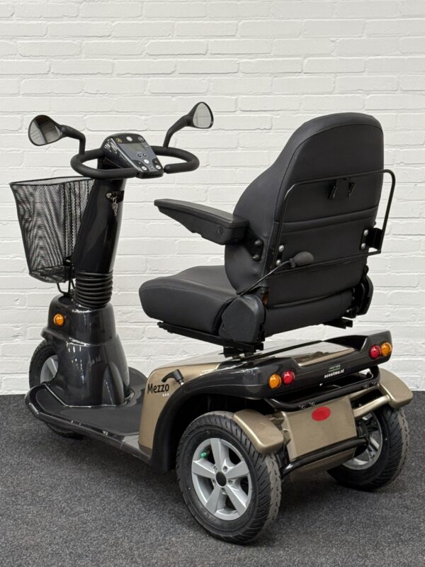 Life & Mobility - Mezzo 4
