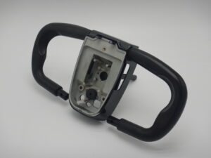 AAA3-0100 PM02-0516 PM02-0518 Stuur met stuurframe en console cover FreeRider F1 Stuur met stuurframe en console cover FreeRider Fr1