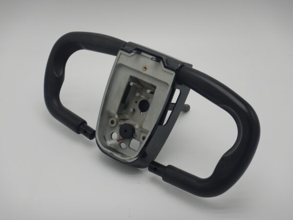 AAA3-0100 PM02-0516 PM02-0518 Stuur met stuurframe en console cover FreeRider F1 Stuur met stuurframe en console cover FreeRider Fr1